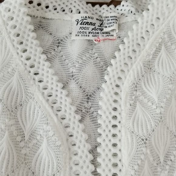 𝅺- Women’s Granny Core Vienna Lace white open cardigan sweater, size small - Picture 15 of 15